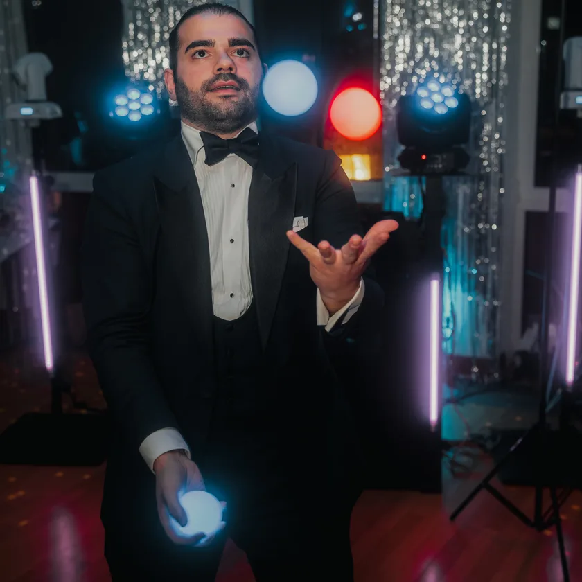 Magic Glow Show